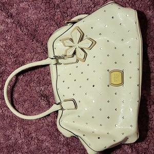 White Guess purse